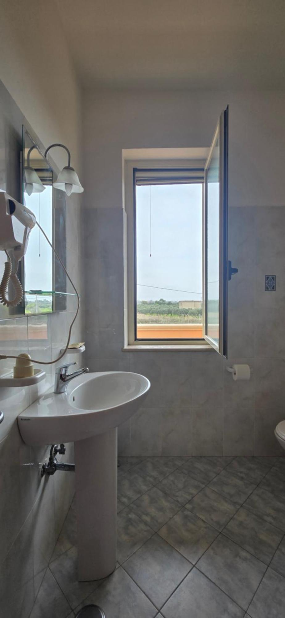 Hotel Ristorante La Decanata Le Castella  Zewnętrze zdjęcie